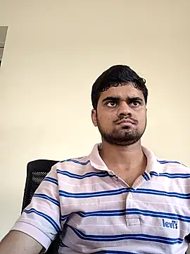 Snapshot of Ishan003 chatting on April 5, 2026, 6:43 am Ishan003 online show from April 5, 2026, 6:43 am