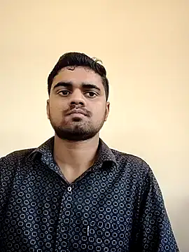 Snapshot of Ishan003 chatting on April 12, 2026, 5:01 am Ishan003 online show from April 12, 2026, 5:01 am