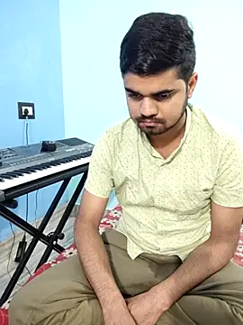 Snapshot of Ishan003 chatting on July 4, 2026, 2:40 am Ishan003 online show from July 4, 2026, 2:40 am