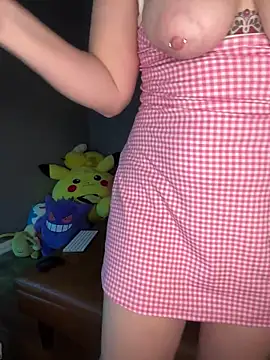 Scarlettredff online show from September 27, 2025, 2:16 am