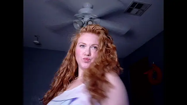 Scarlettredff online show from October 10, 2025, 3:05 am