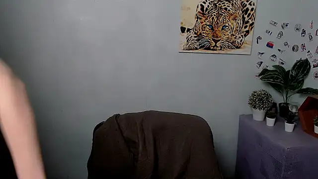 Snapshot of GloriaSi_ chatting on February 1, 2026, 5:39 am GloriaSi online show from February 1, 2026, 5:39 am