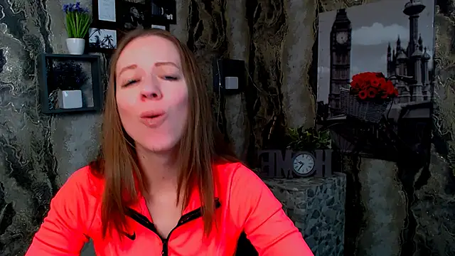 Snapshot of GloriaSi_ chatting on February 4, 2026, 5:46 am GloriaSi online show from February 4, 2026, 5:46 am