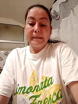 Snapshot of RamyLove36 chatting on January 16, 2025, 2:30 am RamyLove36 online show from January 16, 2025, 2:30 am