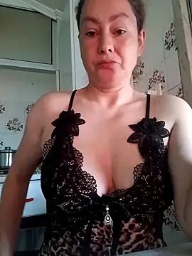 Snapshot of RamyLove36 chatting on February 16, 2025, 11:16 am RamyLove36 online show from February 16, 2025, 11:16 am