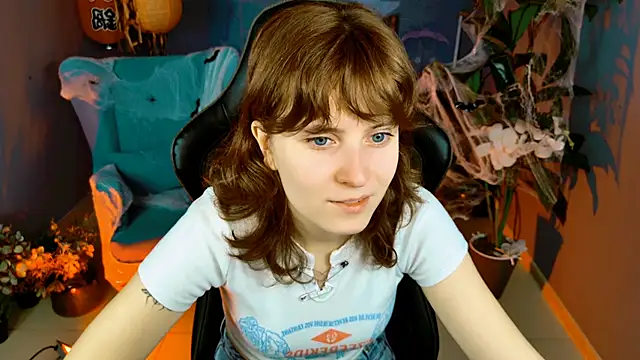 LolaAsmus online show from October 22, 2025, 5:30 am