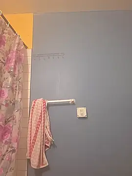 Snapshot of Jovende28 chatting on November 1, 2025, 9:11 am Jovende28 online show from November 1, 2025, 9:11 am