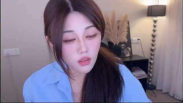 Strawberrybabyy1 online show from November 22, 2025, 4:33 am