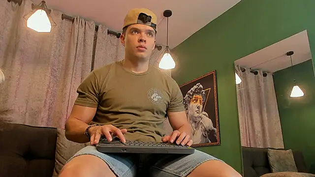 Jake Tylerr  online show from September 16, 2025, 5:25 pm