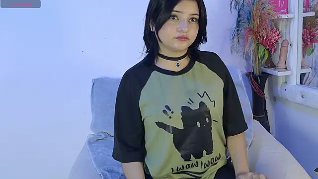 Snapshot of mikoto_urab chatting on February 6, 2026, 7:17 pm mikoto urab online show from February 6, 2026, 7:17 pm