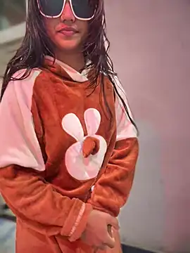 DiyAsingHh online show from January 11, 2026, 8:25 pm