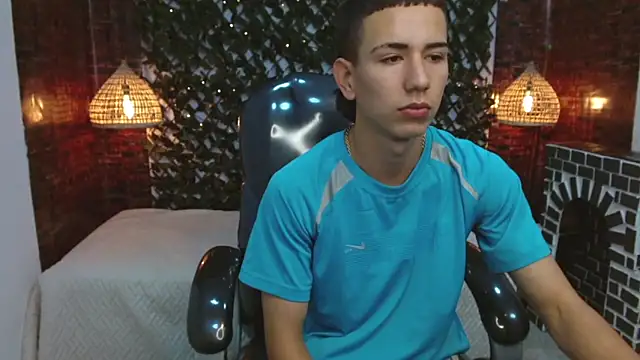 Snapshot of JackSwan18 chatting on December 4, 2024, 7:12 pm JackSwan18 online show from December 4, 2024, 7:12 pm