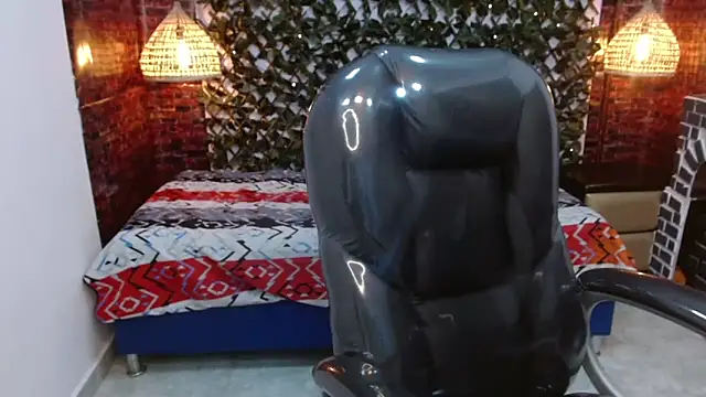 Snapshot of JackSwan18 chatting on January 15, 2025, 12:58 pm JackSwan18 online show from January 15, 2025, 12:58 pm