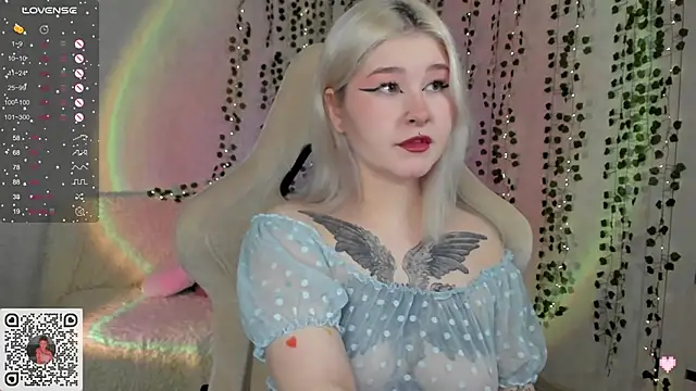 chillycharm online show from January 22, 2025, 12:06 am