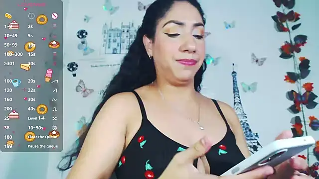 Snapshot of Alisxon4u chatting on November 9, 2025, 2:54 am Alisxon4u online show from November 9, 2025, 2:54 am