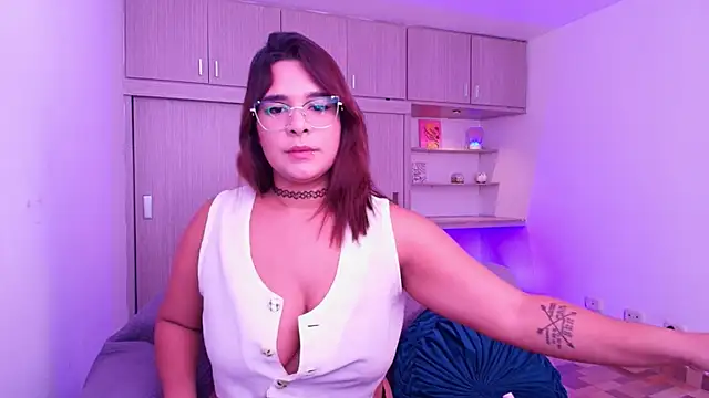 Shenoa1 online show from March 18, 2025, 8:26 pm