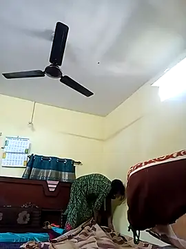 heenage online show from March 6, 2025, 4:41 am