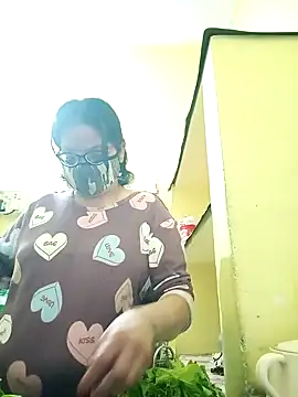 Snapshot of heenage chatting on November 9, 2025, 2:37 pm heenage online show from November 9, 2025, 2:37 pm