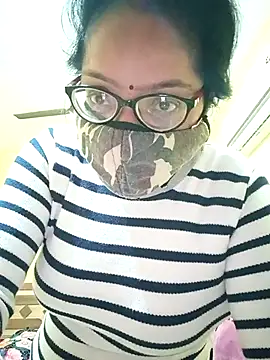 Snapshot of heenage chatting on November 12, 2025, 4:02 am heenage online show from November 12, 2025, 4:02 am