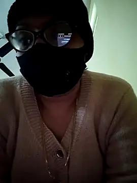 Snapshot of heenage chatting on December 22, 2025, 4:53 am heenage online show from December 22, 2025, 4:53 am