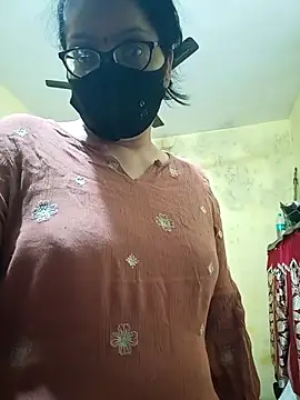 heenage online show from March 8, 2026, 6:06 am