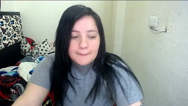 Snapshot of shopyymessyy chatting on May 27, 2026, 8:39 pm shopyymessyy online show from May 27, 2026, 8:39 pm