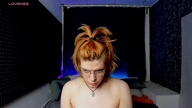 KIKI Krash online show from December 11, 2024, 1:49 pm