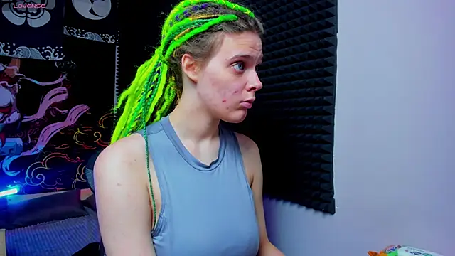 KIKI Krash online show from October 10, 2025, 10:03 am