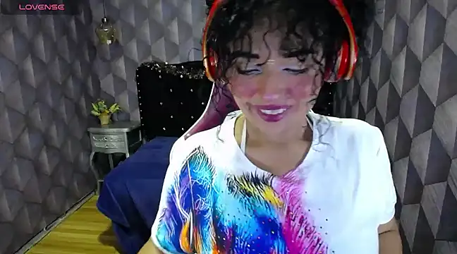 Sofiacowperx online show from December 30, 2024, 8:36 pm