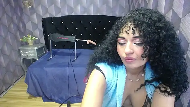 Sofiacowperx online show from January 27, 2025, 2:13 pm