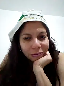 Carliina Soussa online show from January 3, 2025, 8:11 pm