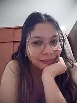 Carliina Soussa online show from May 16, 2026, 12:18 am