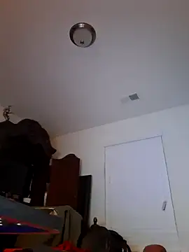 bigboytoy912 online show from April 6, 2026, 4:46 am