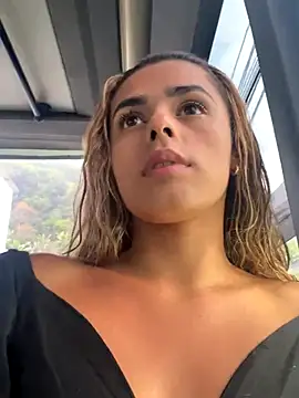 Snapshot of ZoeJohnsoon chatting on November 18, 2025, 9:19 pm ZoeJohnsoon online show from November 18, 2025, 9:19 pm