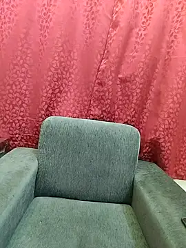 Cute Kritika online show from October 16, 2025, 4:35 am