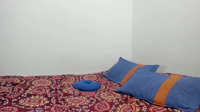 Nathaly love96 online show from December 24, 2024, 12:11 am