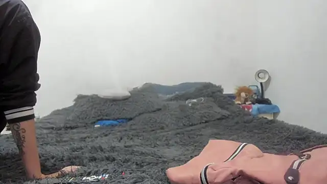 Nathaly love96 online show from September 17, 2025, 5:36 pm