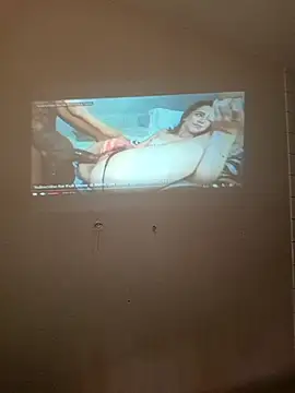 Girthbrooks49xh online show from November 30, 2025, 7:01 am