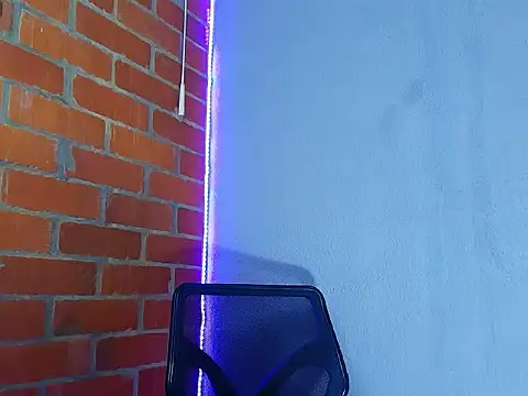 Leandro valenzuela online show from September 28, 2025, 1:44 am