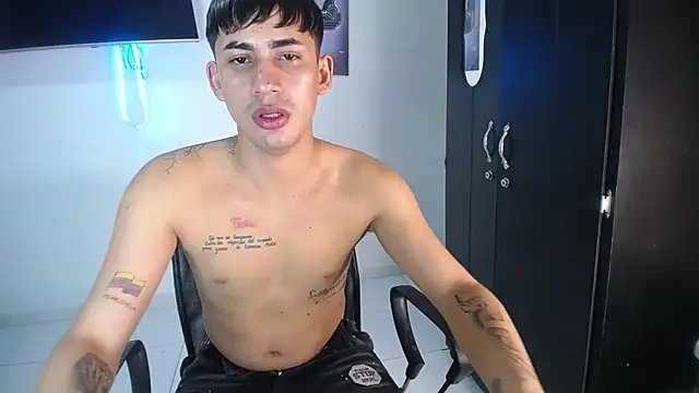 boy latino sex online show from October 15, 2025, 6:13 am