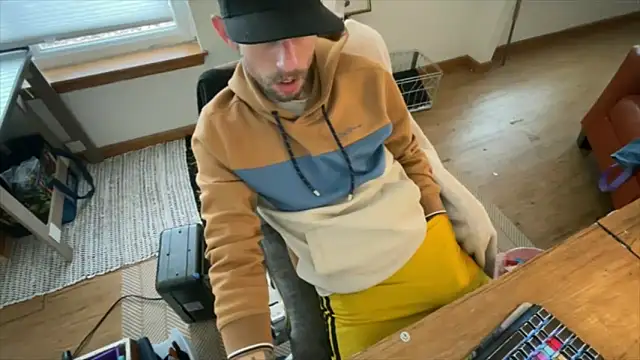 RuffClvb online show from December 5, 2025, 2:47 pm