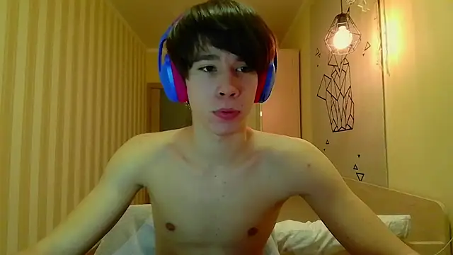 gayGamogey online show from January 15, 2025, 5:47 pm