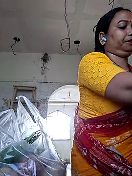 DREAM GIRL-30 online show from October 26, 2025, 2:17 am