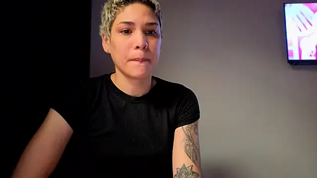 Charlee pink online show from July 11, 2026, 3:26 pm