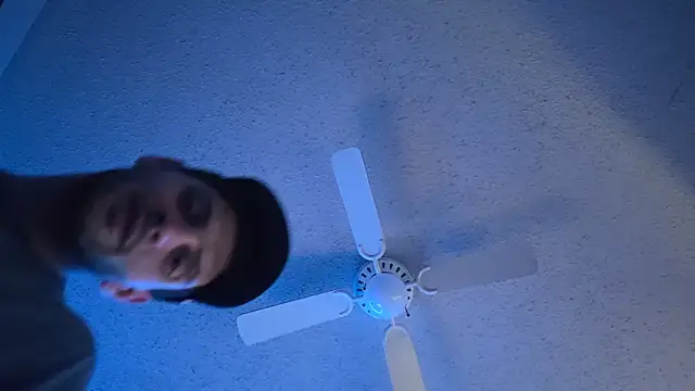 Snapshot of ChillzPnp chatting on March 19, 2026, 3:21 am ChillzPnp online show from March 19, 2026, 3:21 am