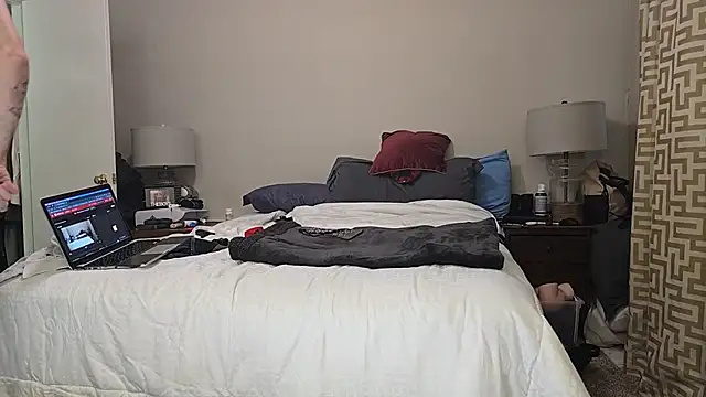 Snapshot of ChillzPnp chatting on April 9, 2026, 9:42 pm ChillzPnp online show from April 9, 2026, 9:42 pm