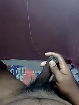 Snapshot of walkollanew99 chatting on March 13, 2025, 5:00 am walkollanew99 online show from March 13, 2025, 5:00 am