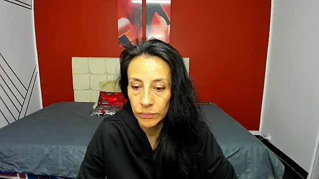 Abrillee1 online show from February 14, 2025, 7:49 am