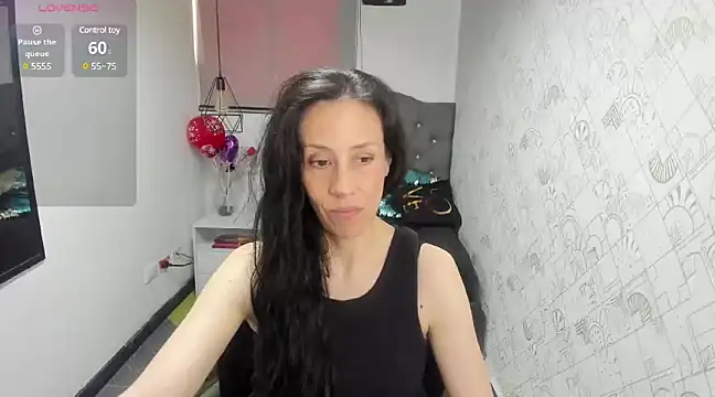 Abrillee1 online show from March 20, 2025, 2:53 pm