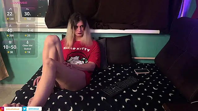 Snapshot of Alice_Pinkhead chatting on January 27, 2025, 3:18 pm Alice Pinkhead online show from January 27, 2025, 3:18 pm